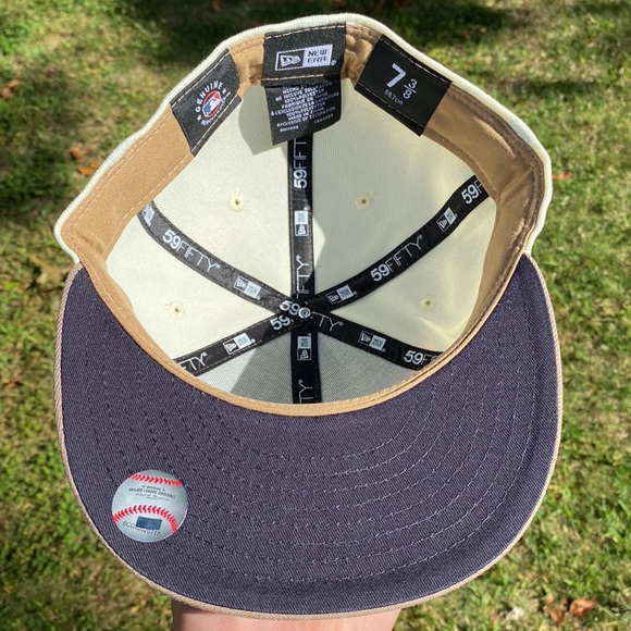 Boston Red Socks Fitted hat - Picture 3 of 4